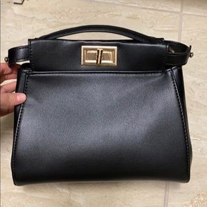 Top handle/ crossbody bag!